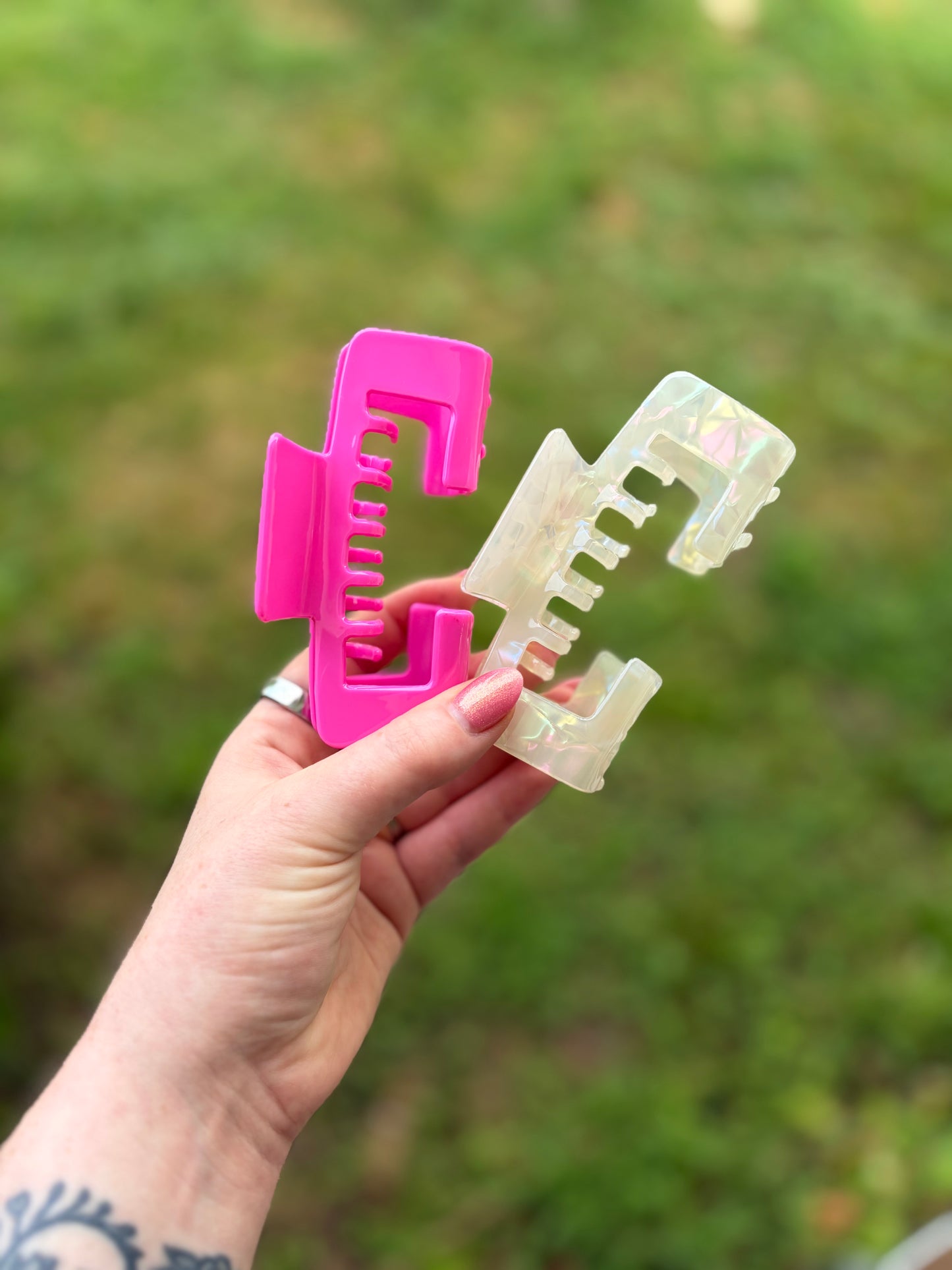 Oversized Hat Claw Clip