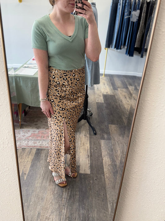 Lightweight Knit V-Neck Tee