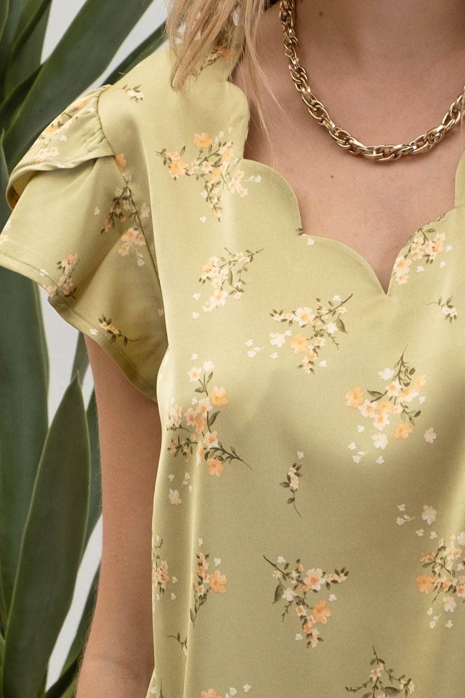 FLORAL PRINT V NECK SCALLOP SATIN BLOUSE: OLIVE - Mila Rose Boutique, LLC