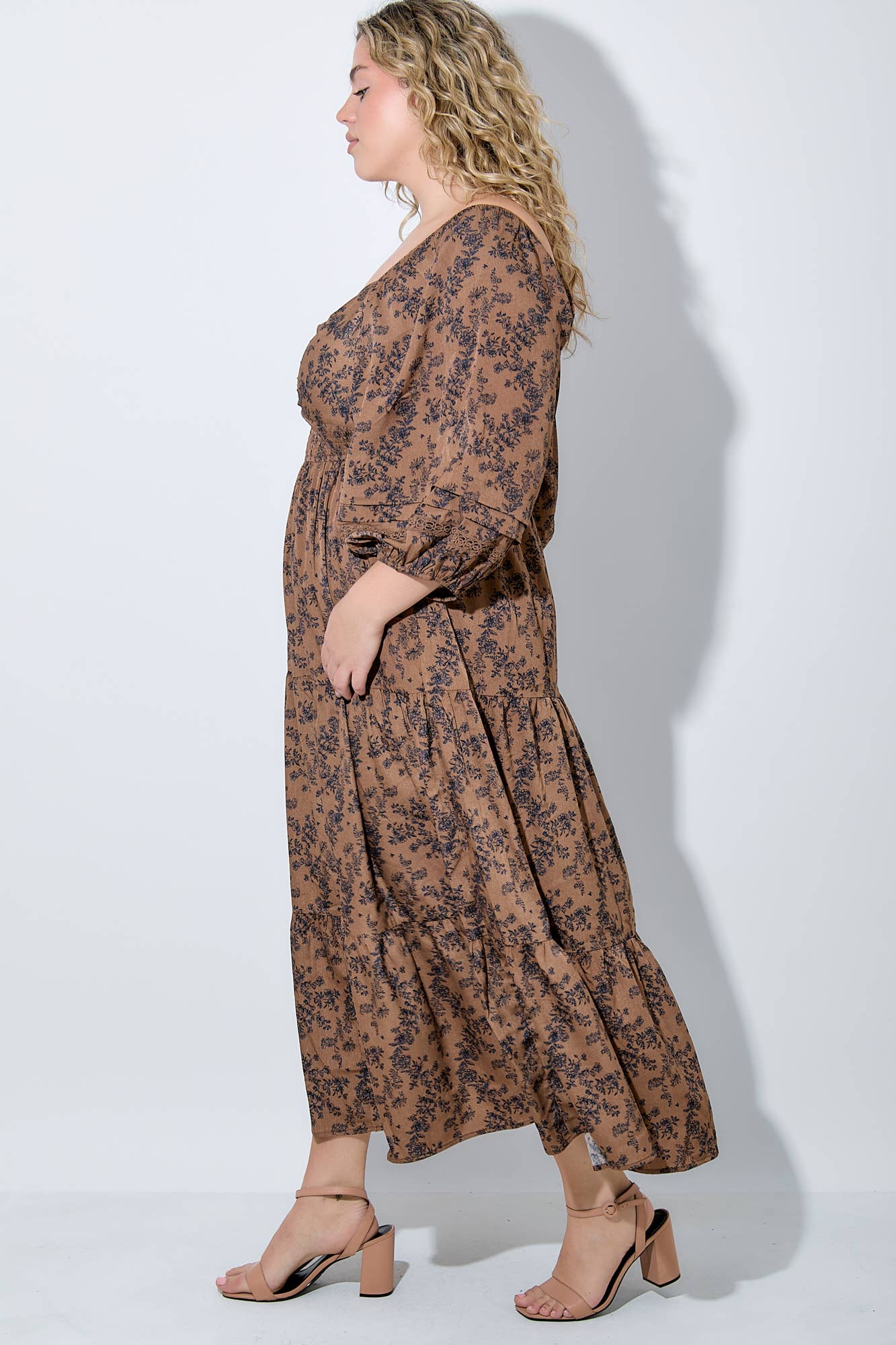 Sienna Dress: Curvy Sizing - Mila Rose Boutique, LLC