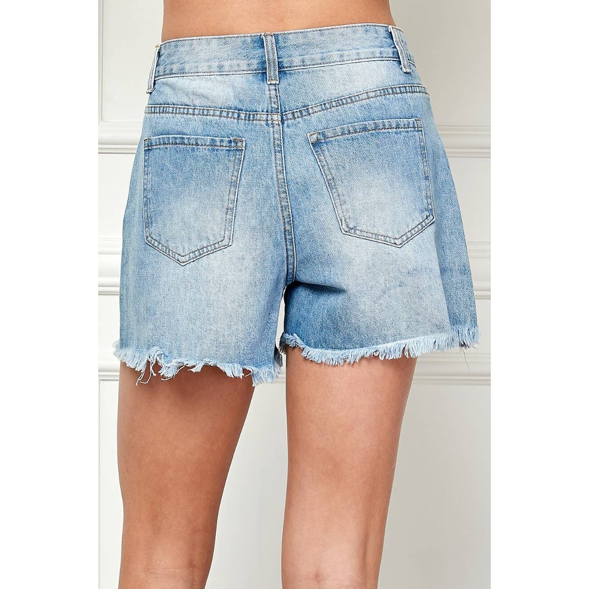 Distressed Hem Washed Denim Shorts: Med Wash / S-L