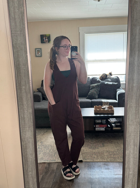 Solid Knit Baggy Jumpsuit: CHOCOLATE