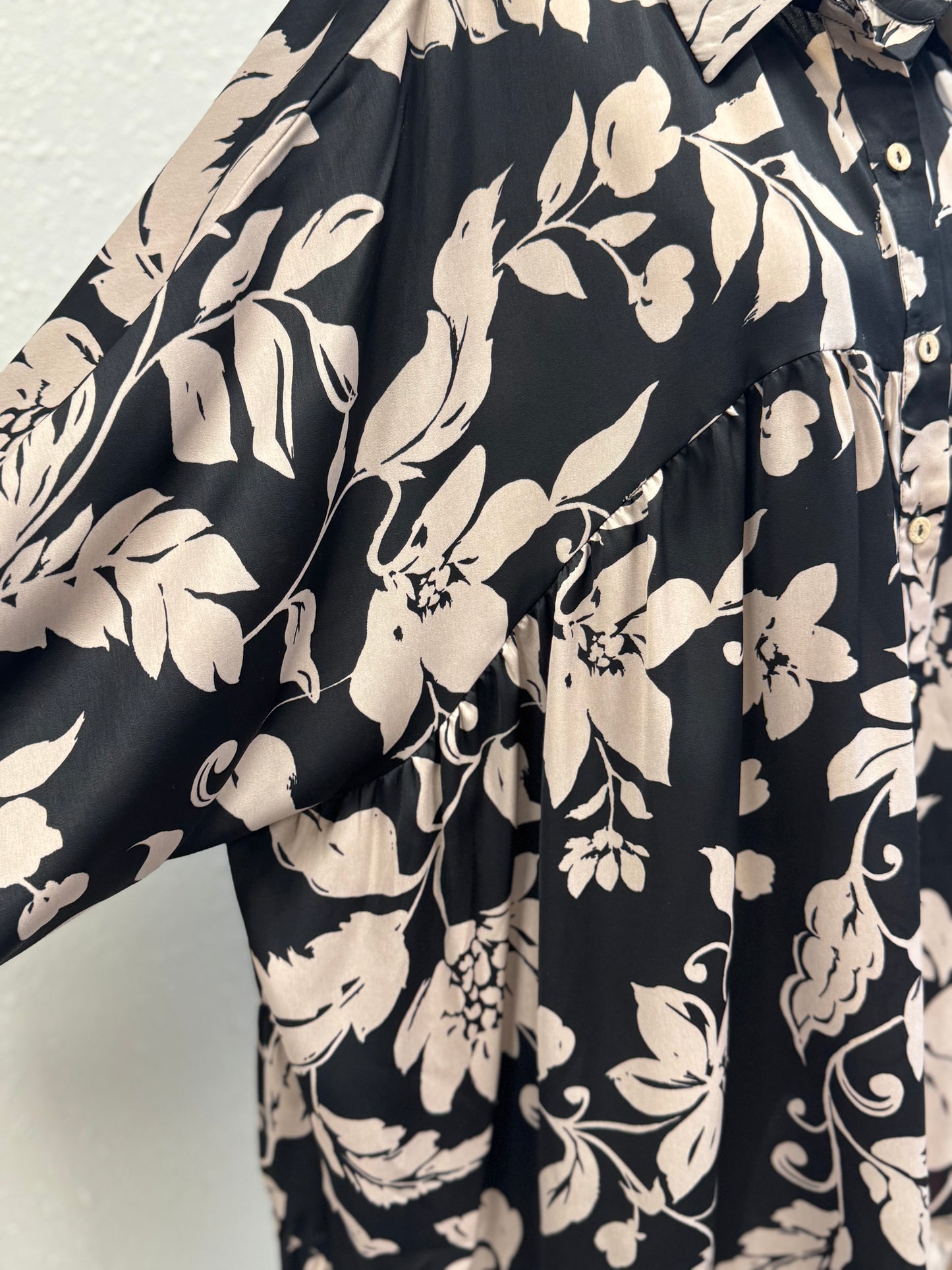 Tara Floral Printed Button Down Blouse
