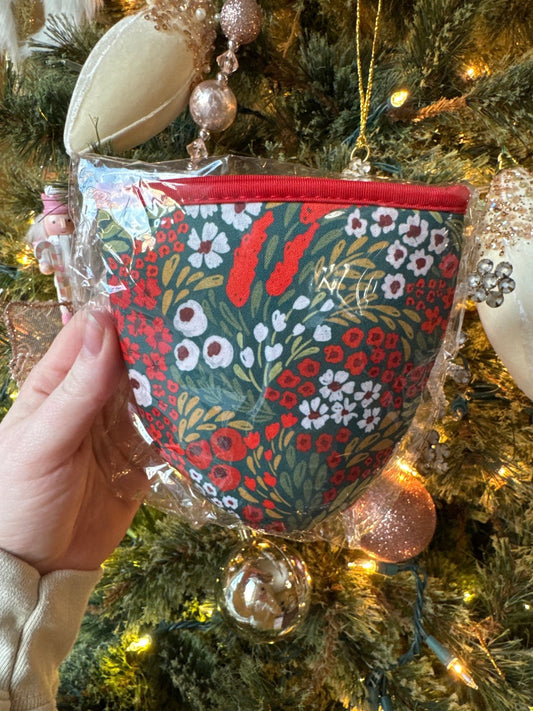Christmas Floral Drink Sleeve - Mila Rose Boutique, LLC