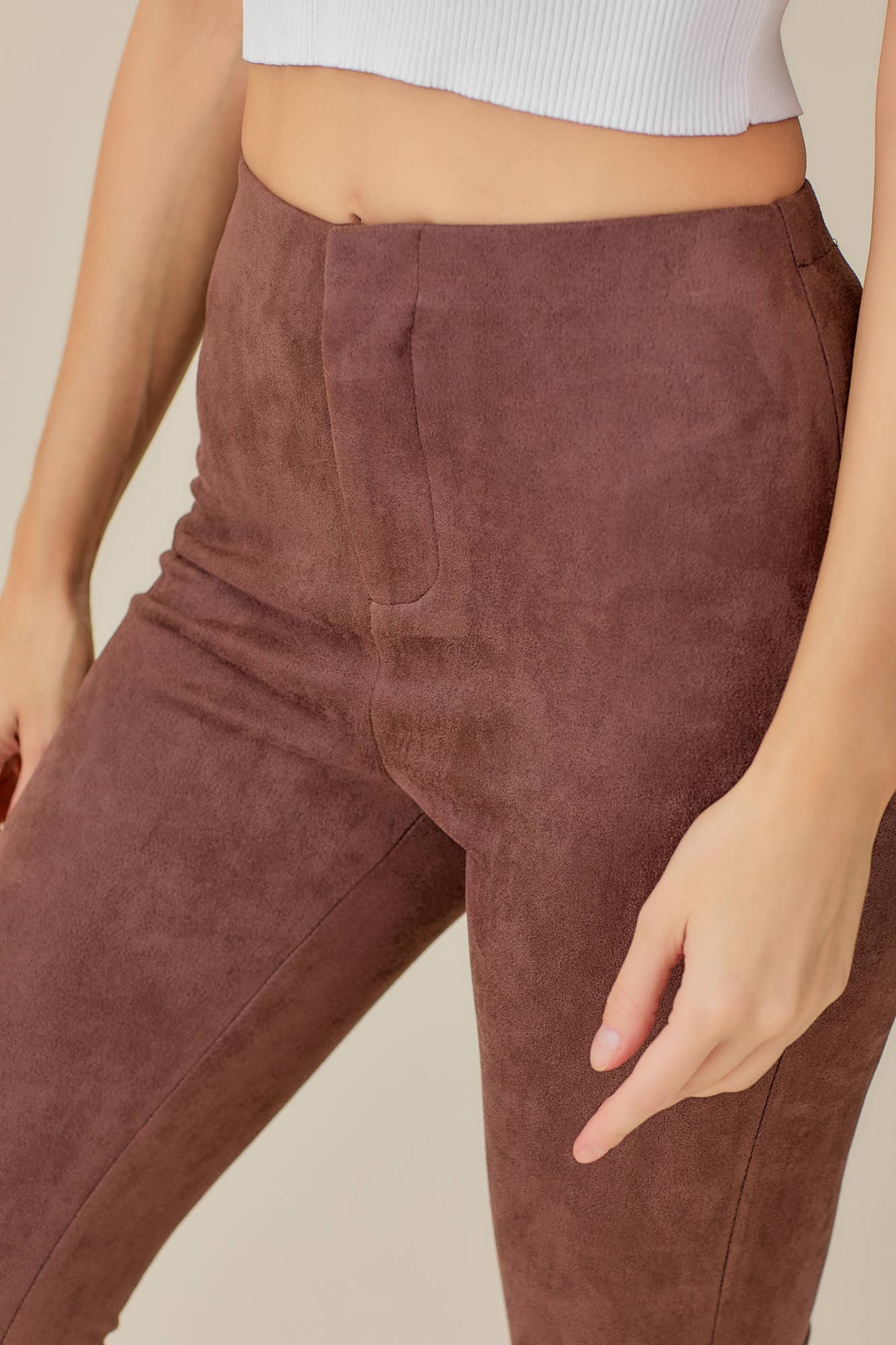 ELASTIC HIGH WAIST SUEDE PANTS: MAUVE